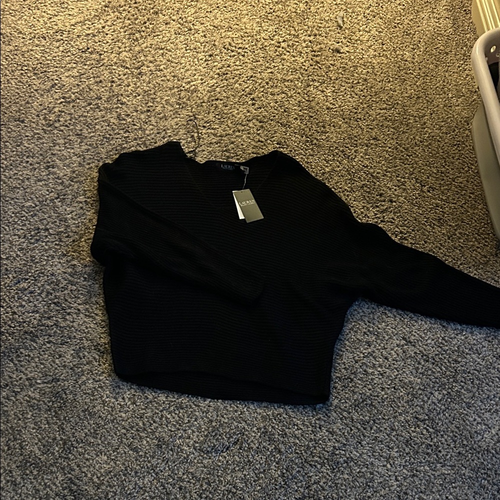 NWT Lauren Ralph Lauren Women's Black V-Neck Sweater